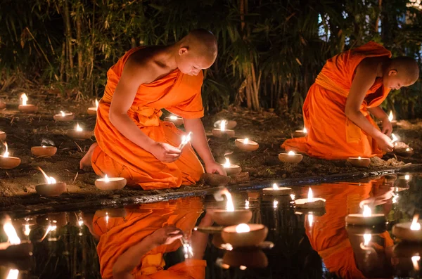 Asaraha Busha day. monks at the river — Stock Photo, Image