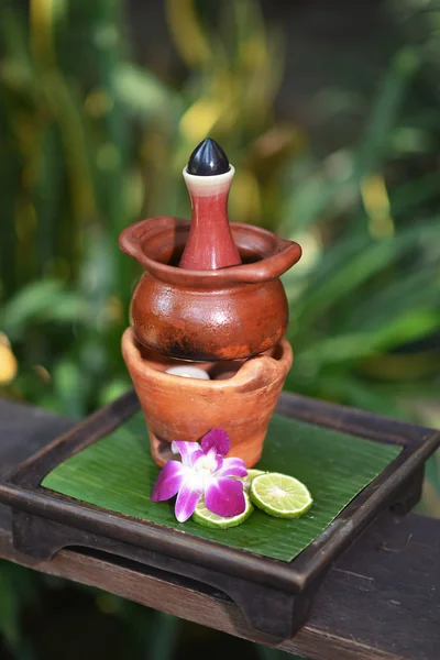 Aromaterapia gorący olej ceramiki — Zdjęcie stockowe