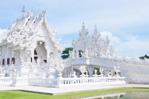 Ünlü Tayland tapınak veya Beyaz Tapınak