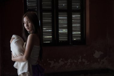 Asya hayalet hikayesi