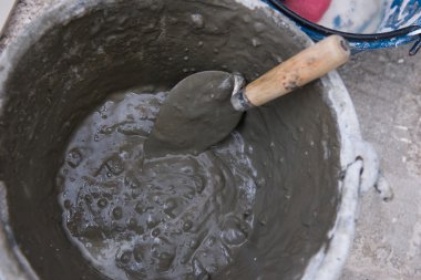 Beton ve inşaat için aracı