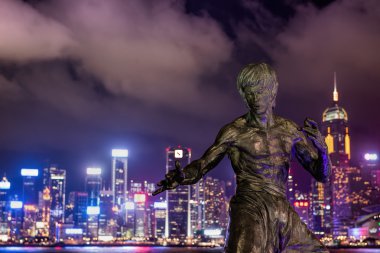 Hong Kong. JUNE 08,  bruce Lee's statue at night in Hong Kong's 