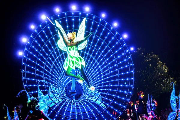 Little Angel in Tinker Bell cartoon parade in Disneyland, Hong Kong — стокове фото