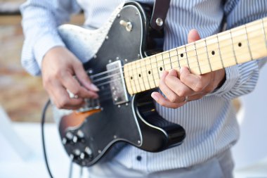 gitarist çalış