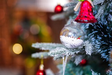 Festival için Noel Ağacı süslemesi