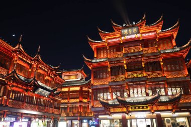 SHANGHAI, ÇİN - 26 Kasım 2025 - Yuyuan Garden, Eski Şangay şehrinin kuzeydoğusundaki Şehir Tanrısı Tapınağı 'nın yanında yer alan bir Çin bahçesidir..