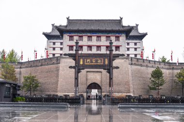 City Wall Xi'an Batı kapısı üzerinde en eski ve en iyi 26 Ekim 2015 yılında Shaanxi Eyaleti Xian, China Çin şehir surları korunmuş.