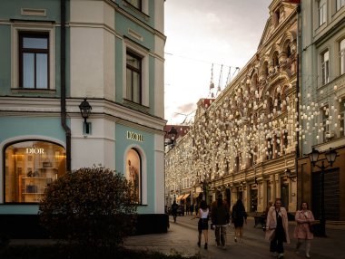 Moskova 'nın merkezindeki Dior Butiği