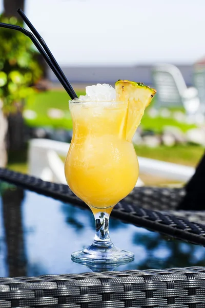 Appetizing cocktail with pineapple — Stock Photo, Image