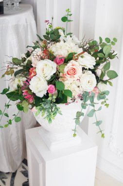 Vazo Çiçekleri sütun gül peonies lüks klasik stili ile