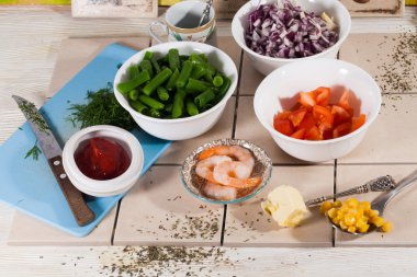 kase, domates, soğan, Mısır, karides, yemek, yemek tarifi Malzemeler