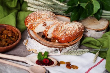 Kuru üzüm ve pudra şekeri Rus natürmort puf