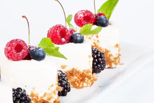 Kuchen mit Beeren — Stockfoto