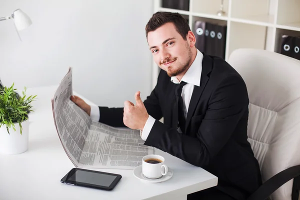 Business man in the office — Stock Photo, Image