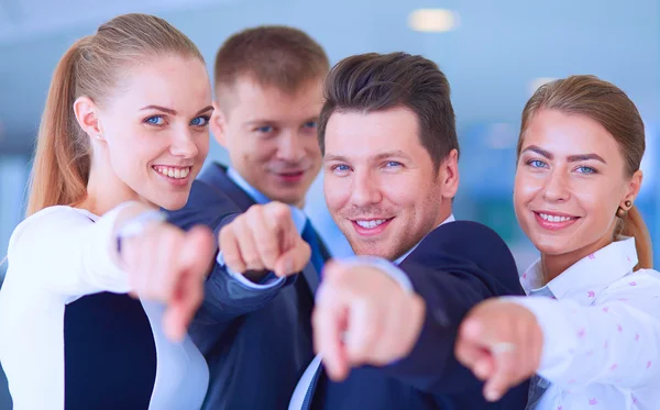 Grupo de empresários apontando para você — Fotografia de Stock