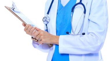 Dosyası olan kadın doktor.