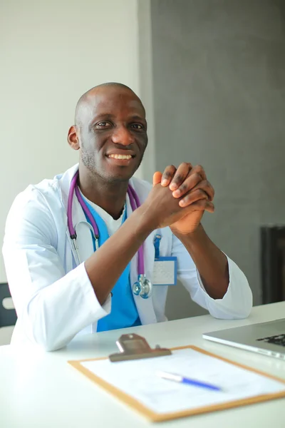 African american doctor in modern office — Stock Photo, Image