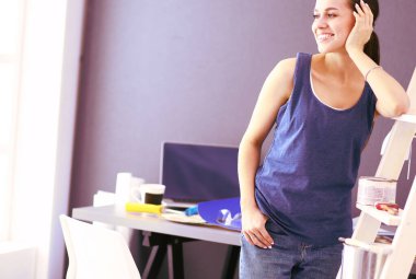 iç tasarım, yenileme ve teknoloji konsepti.