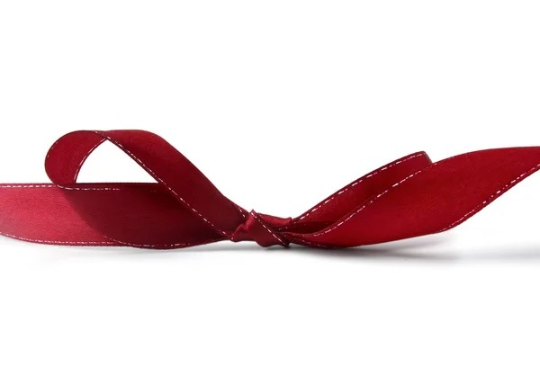 红丝带，孤立的白色衬底上 — 图库照片
