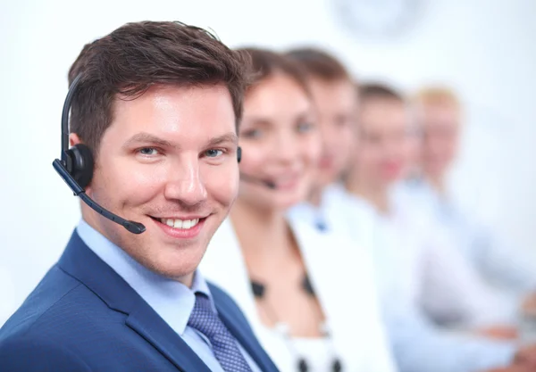 Atractivo Sonriendo jóvenes empresarios positivos y colegas en una oficina de call center —  Fotos de Stock