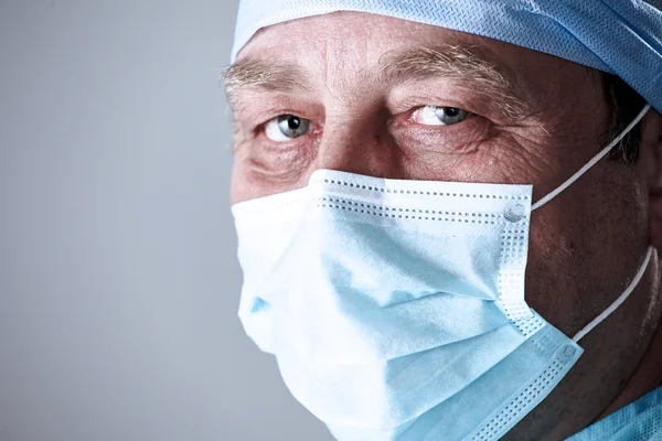 Team surgeon at work in operating — Stock Photo, Image