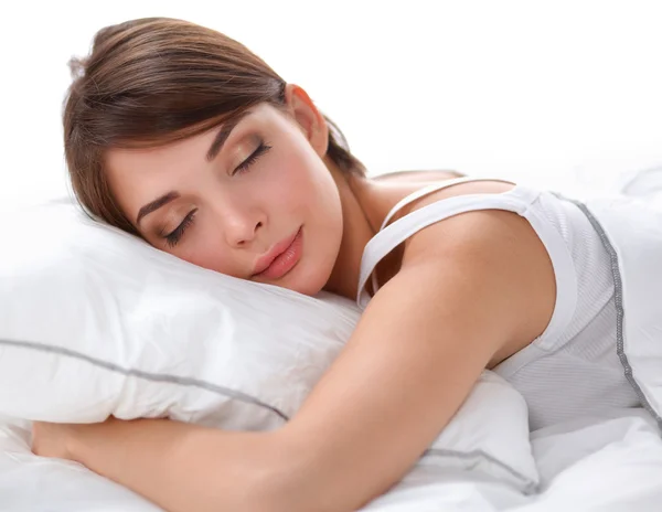 Menina bonita dorme no quarto, deitada na cama — Fotografia de Stock