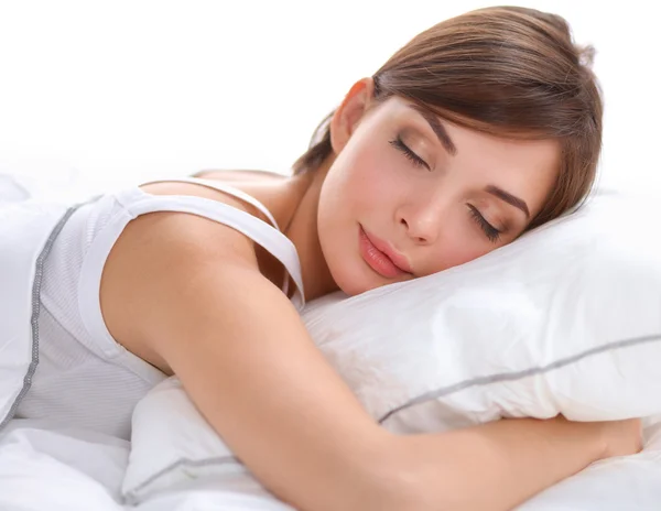 Menina bonita dorme no quarto, deitada na cama — Fotografia de Stock