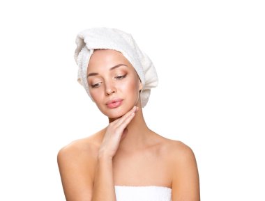 hombre que trabaja en el gimnasio