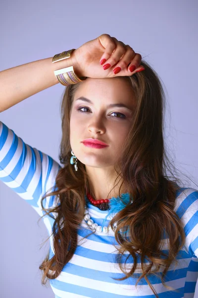 Retrato de belo rosto de mulher jovem — Fotografia de Stock