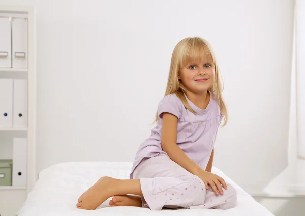 Little girl  in hospital having examination — Stock Photo, Image