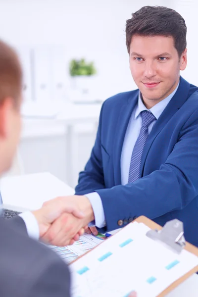 Business people working with laptop in an office — Stock Photo, Image