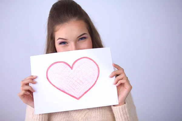 Porträt einer jungen schönen Frau mit Geschenkkarte. Valentinstag — Stockfoto