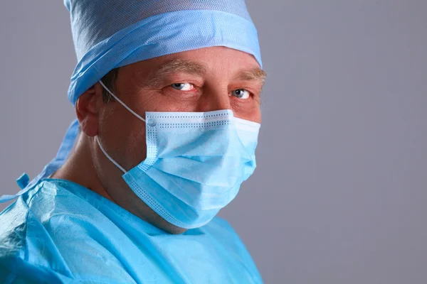 Surgeon at work in operating room. — Stock Photo, Image