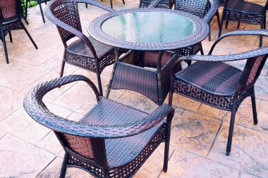 Hasır yapılan koltuk takımı