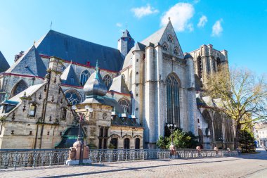 Ortaçağ St. Michael Kilisesi Ghent, Belçika
