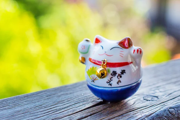 Lucky Cat na cor azul — Fotografia de Stock