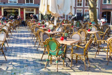 Hollandalı restoranda geleneksel Merkezi Delft, Hollanda