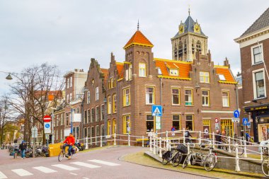 Hollanda evleri, insanlar ve Lahey, Hollanda bisiklet ile sokak görünümü