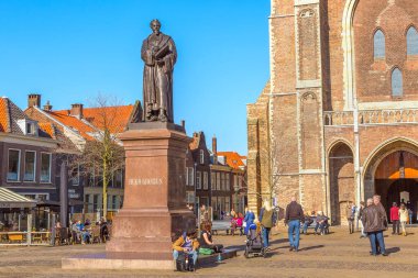 Delft, Hollanda Hugo Grotius Heykeli