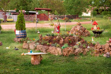 Kruşuna şelaleleri park süslemeleri, Bulgaristan