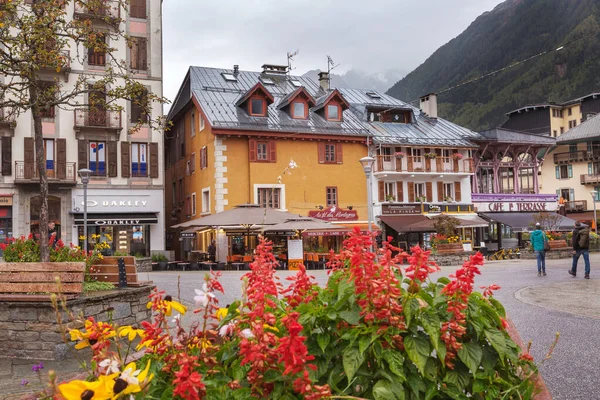 Chamonix Mont Blanc França Outubro 2019 Vista Outono Café Rua — Fotografia de Stock