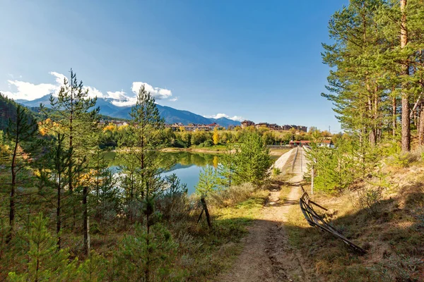 Bansko Krinets See und Café, Bulgarien — Stockfoto