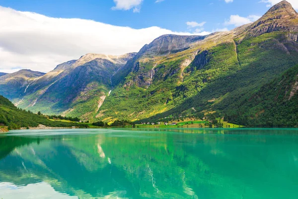 Norvégia fjord és gleccser táj — Stock Fotó