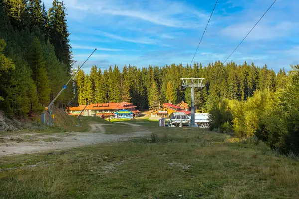 Bansko, Bulgarien höst skidort berg utsikt — Stockfoto