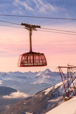 Günbatımı Alpleri, teleferik Aiguille du Midi, Fransa