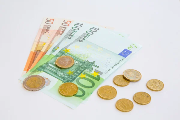 Euro-Münzen und Banknoten — Stockfoto