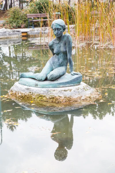 Estatua en el jardín japonés, Budapest — Foto de Stock