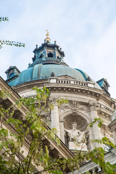 St. Stephens Basilica in Budapest — Stock Photo, Image