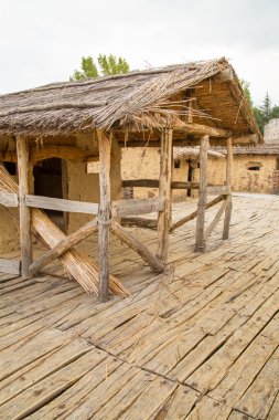 Bones, Makedonya Körfezi