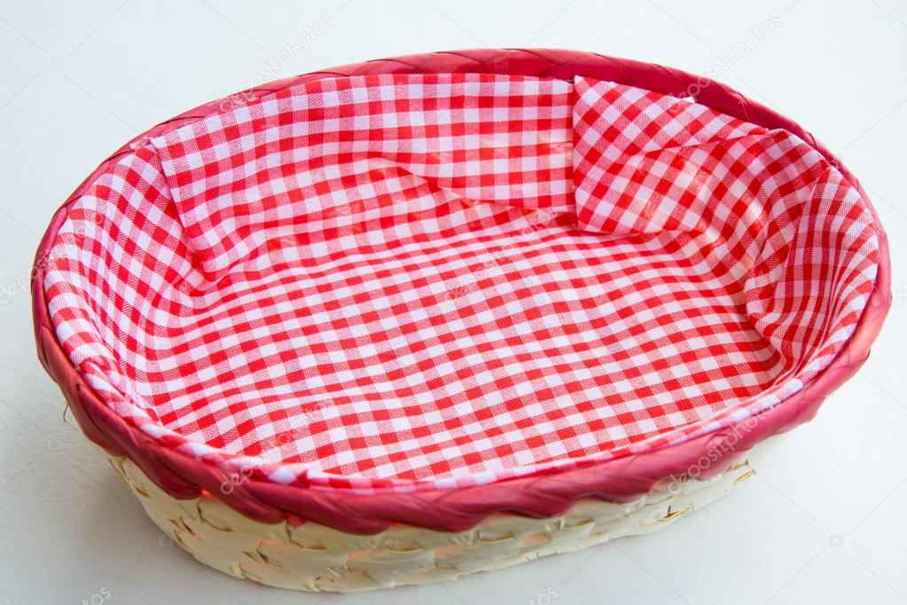 Wicker basket for bread
